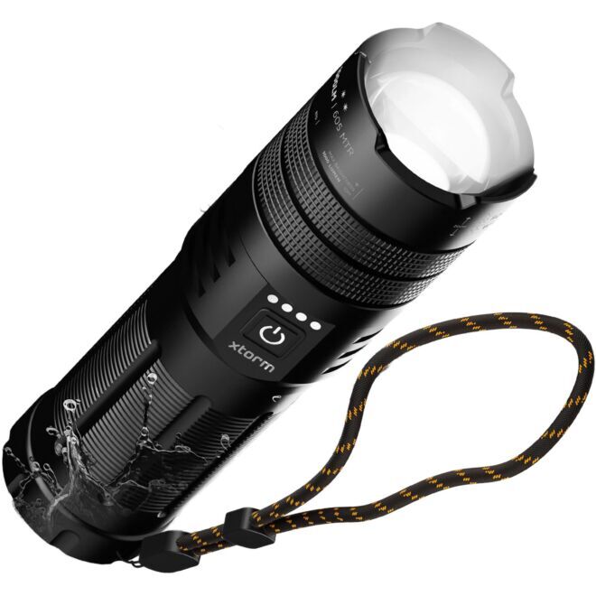 Xtorm Flashlight Powerbank - 10500 mAh フラッシュライト充電器