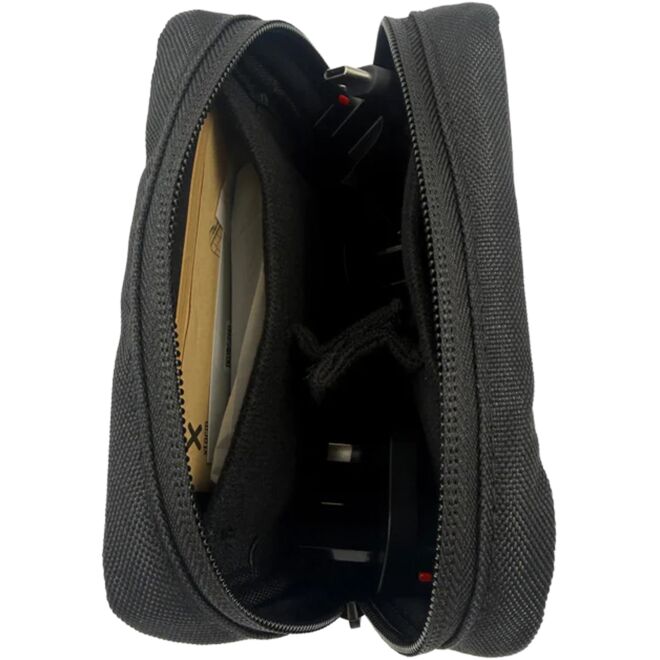 Xtorm 65Wファストトラベルチャージャー + ケーブル + エッセンシャルバッグ ポータブルチャージャー